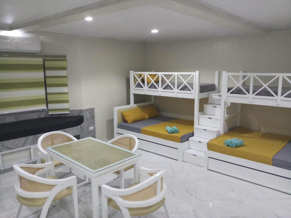 Michaels Homestay - Farm Villa Nr Patar Beach & Bolinao Falls Exteriör bild