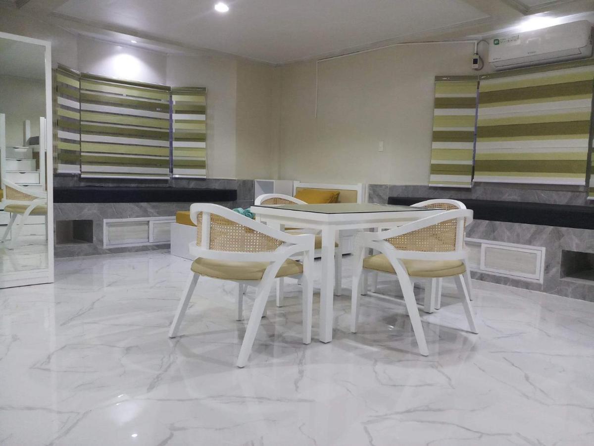 Michaels Homestay - Farm Villa Nr Patar Beach & Bolinao Falls Exteriör bild