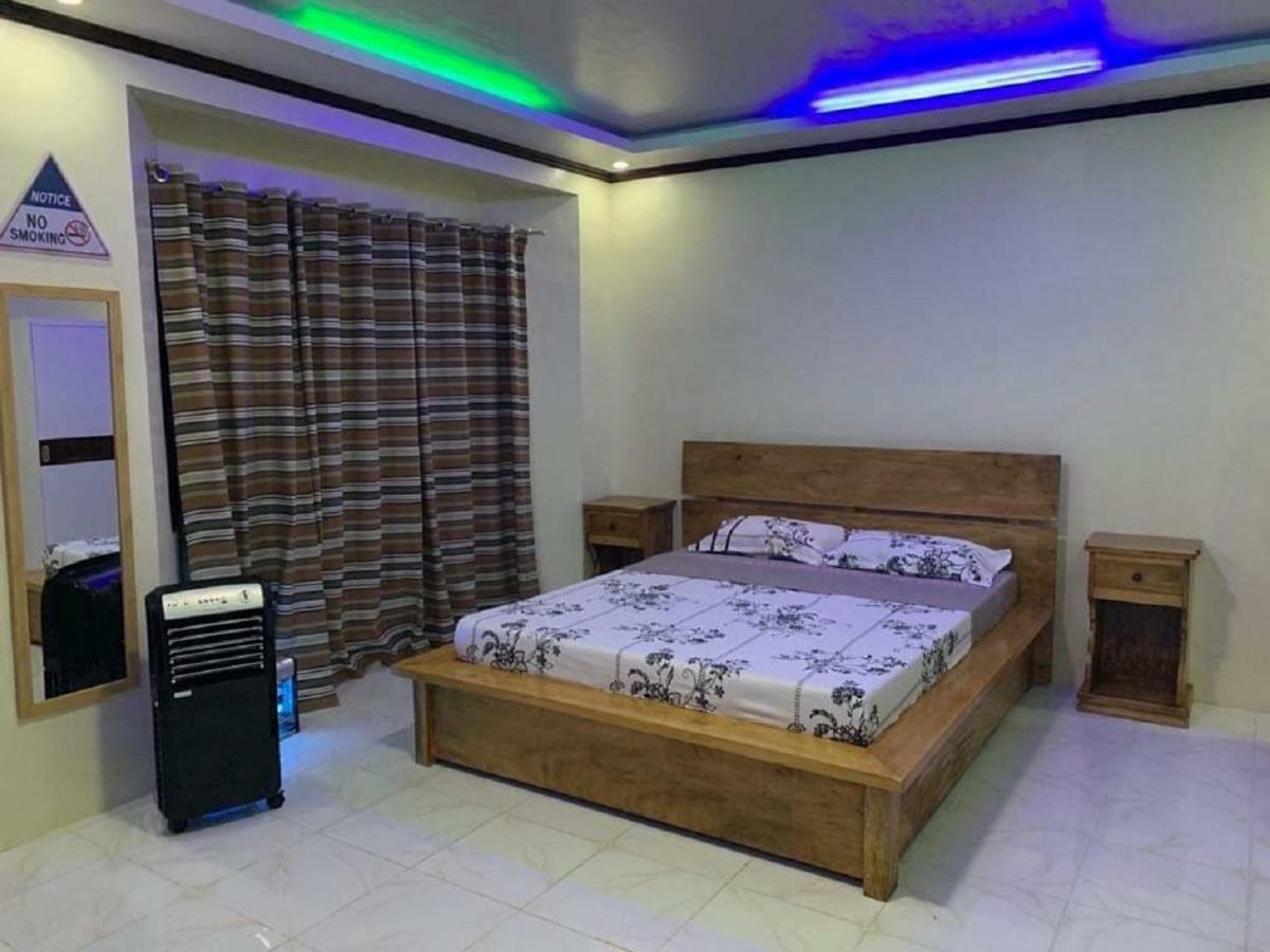 Michaels Homestay - Farm Villa Nr Patar Beach & Bolinao Falls Exteriör bild